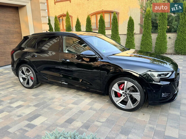 Чорний Ауді Q8 e-tron, об'ємом двигуна 0 л та пробігом 31 тис. км за 57900 $, фото 47 на Automoto.ua