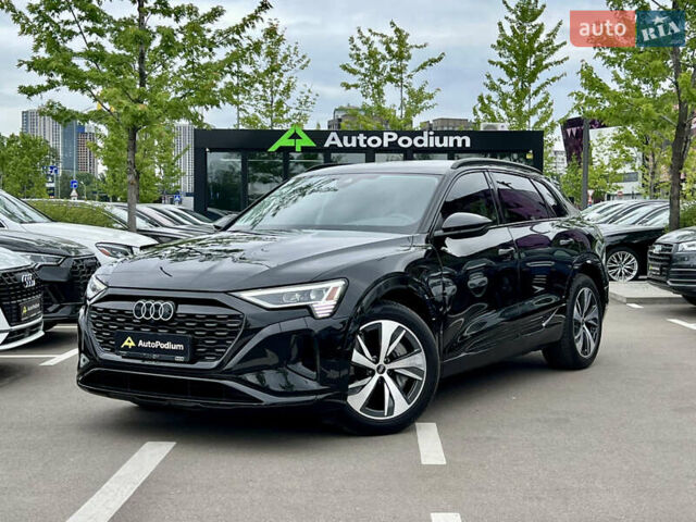 Черный Ауди Q8 e-tron, объемом двигателя 0.11 л и пробегом 7 тыс. км за 58000 $, фото 8 на Automoto.ua