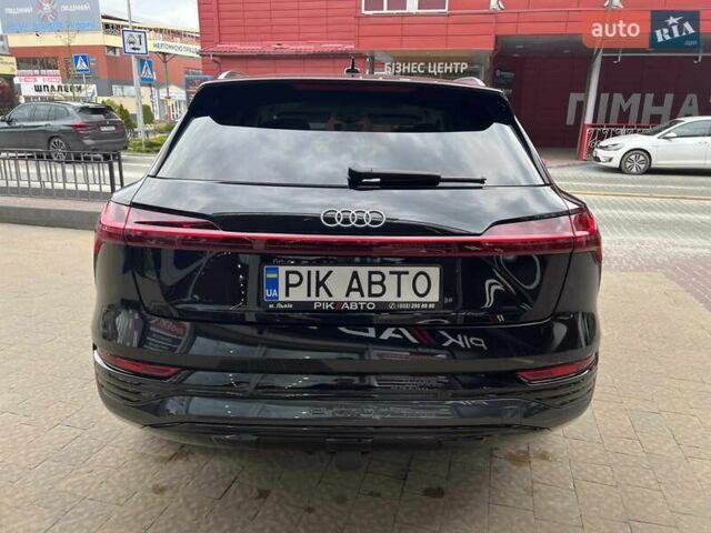 Чорний Ауді Q8 e-tron, об'ємом двигуна 0 л та пробігом 1 тис. км за 69900 $, фото 7 на Automoto.ua