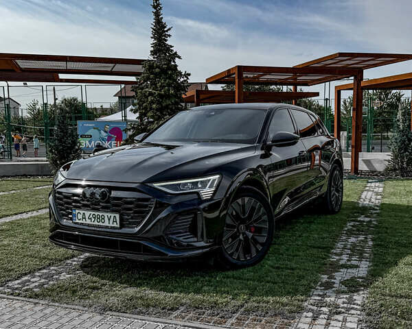 Черный Ауди Q8 e-tron, объемом двигателя 0 л и пробегом 66 тыс. км за 65000 $, фото 2 на Automoto.ua
