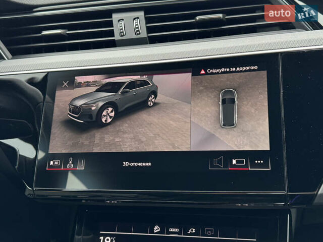 Ауді Q8 e-tron 2023 у Мукачеве на Automoto.ua Чорний Ауді Q8 e-tron, об'ємом двигуна 0 л та пробігом 38 тис. км за 64500 $, фото 43 на Automoto.ua
