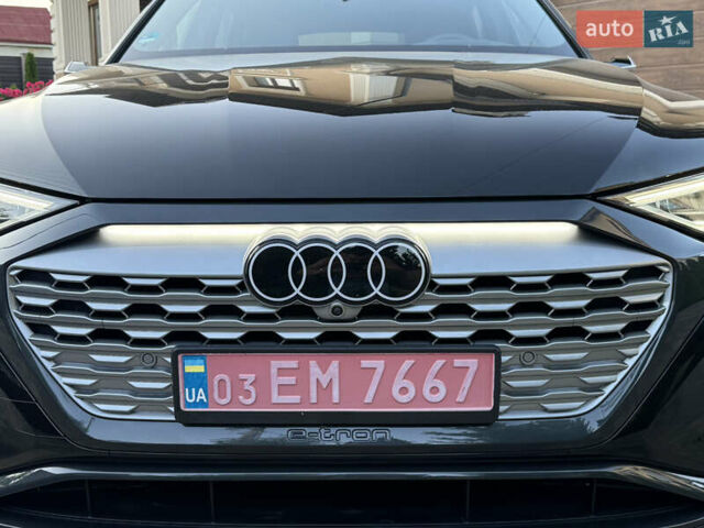 Черный Ауди Q8 e-tron, объемом двигателя 0 л и пробегом 23 тыс. км за 55000 $, фото 65 на Automoto.ua