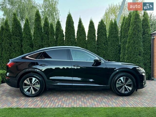 Черный Ауди Q8 e-tron, объемом двигателя 0 л и пробегом 20 тыс. км за 49999 $, фото 9 на Automoto.ua