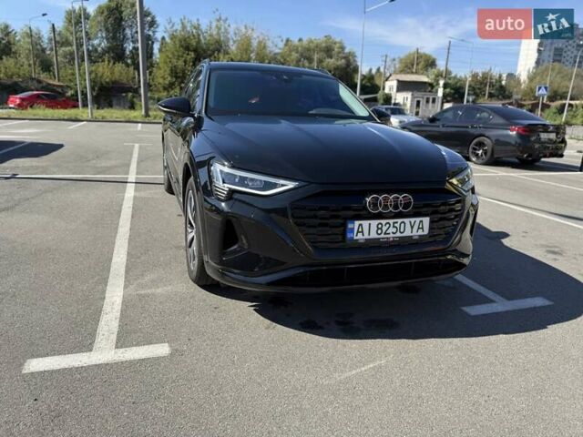 Черный Ауди Q8 e-tron, объемом двигателя 0 л и пробегом 4 тыс. км за 51800 $, фото 6 на Automoto.ua
