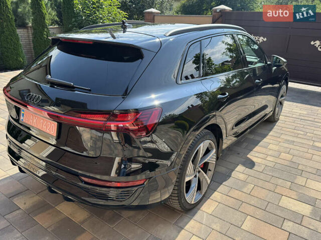 Чорний Ауді Q8 e-tron, об'ємом двигуна 0 л та пробігом 31 тис. км за 57900 $, фото 28 на Automoto.ua