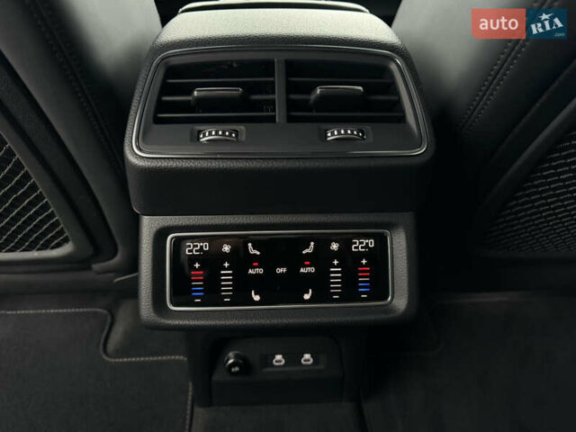 Ауді Q8 e-tron 2023 у Мукачеве на Automoto.ua Чорний Ауді Q8 e-tron, об'ємом двигуна 0 л та пробігом 38 тис. км за 64500 $, фото 15 на Automoto.ua