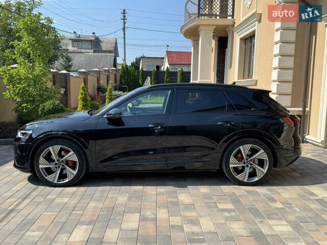Чорний Ауді Q8 e-tron, об'ємом двигуна 0 л та пробігом 31 тис. км за 57900 $, фото 24 на Automoto.ua