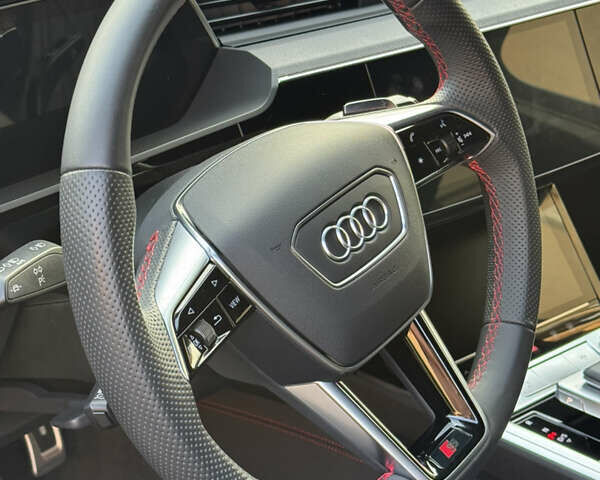 Чорний Ауді Q8 e-tron, об'ємом двигуна 0 л та пробігом 31 тис. км за 57900 $, фото 76 на Automoto.ua