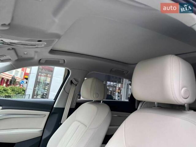 Чорний Ауді Q8 e-tron, об'ємом двигуна 0 л та пробігом 1 тис. км за 69900 $, фото 20 на Automoto.ua