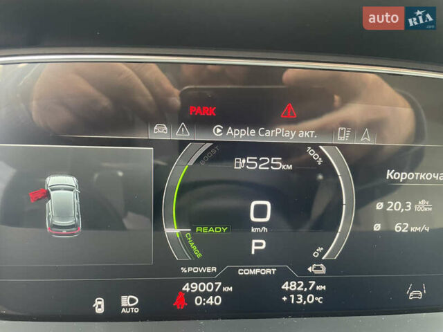 Чорний Ауді Q8 e-tron, об'ємом двигуна 0 л та пробігом 49 тис. км за 44200 $, фото 28 на Automoto.ua