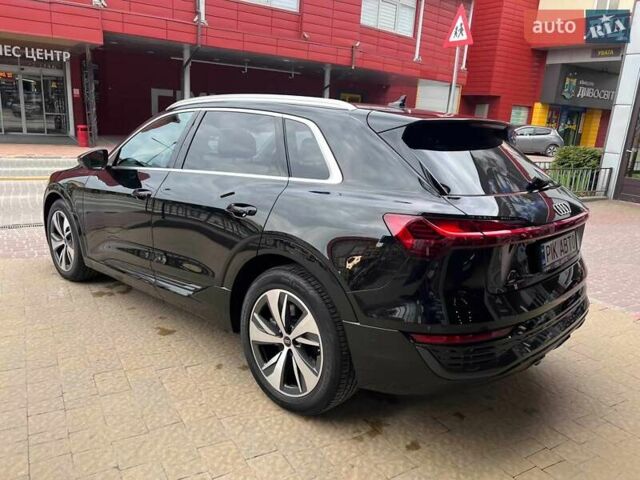 Чорний Ауді Q8 e-tron, об'ємом двигуна 0 л та пробігом 1 тис. км за 69900 $, фото 8 на Automoto.ua