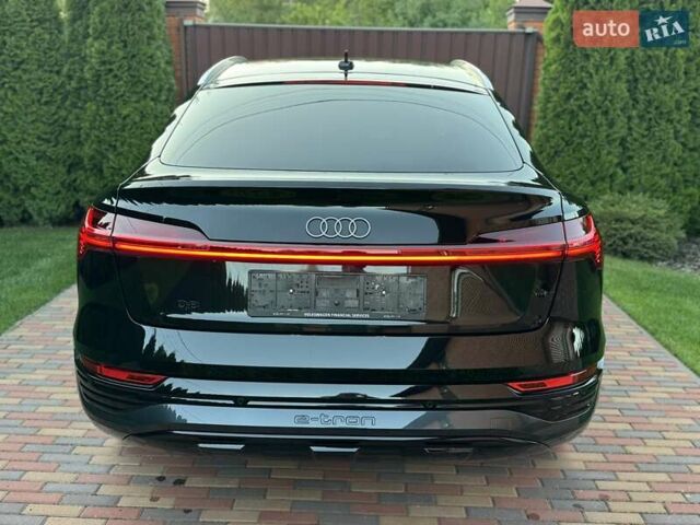 Черный Ауди Q8 e-tron, объемом двигателя 0 л и пробегом 20 тыс. км за 49999 $, фото 15 на Automoto.ua