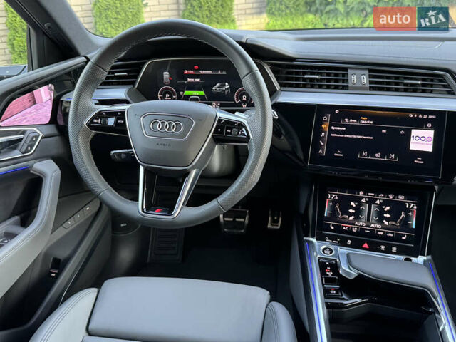Черный Ауди Q8 e-tron, объемом двигателя 0 л и пробегом 23 тыс. км за 55000 $, фото 78 на Automoto.ua