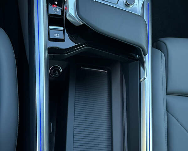 Черный Ауди Q8 e-tron, объемом двигателя 0 л и пробегом 23 тыс. км за 55000 $, фото 56 на Automoto.ua