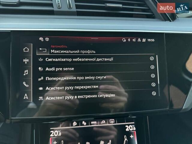 Черный Ауди Q8 e-tron, объемом двигателя 0 л и пробегом 20 тыс. км за 49999 $, фото 42 на Automoto.ua