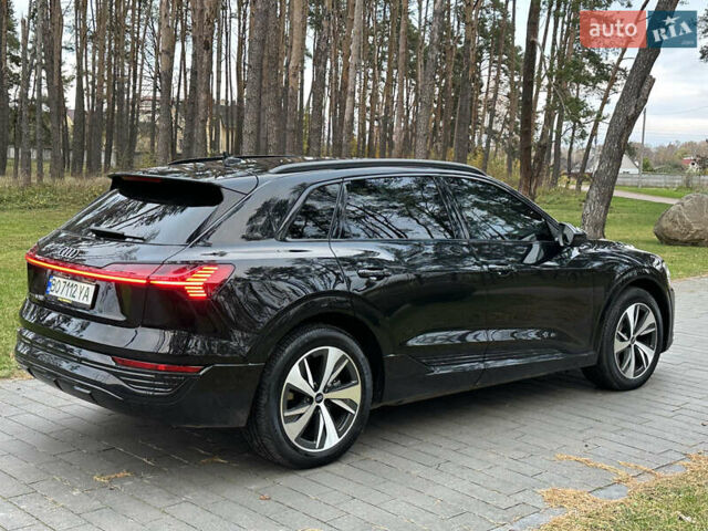 Чорний Ауді Q8 e-tron, об'ємом двигуна 0 л та пробігом 16 тис. км за 48500 $, фото 33 на Automoto.ua
