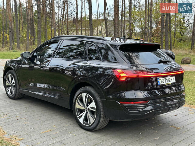 Чорний Ауді Q8 e-tron, об'ємом двигуна 0 л та пробігом 16 тис. км за 48500 $, фото 21 на Automoto.ua
