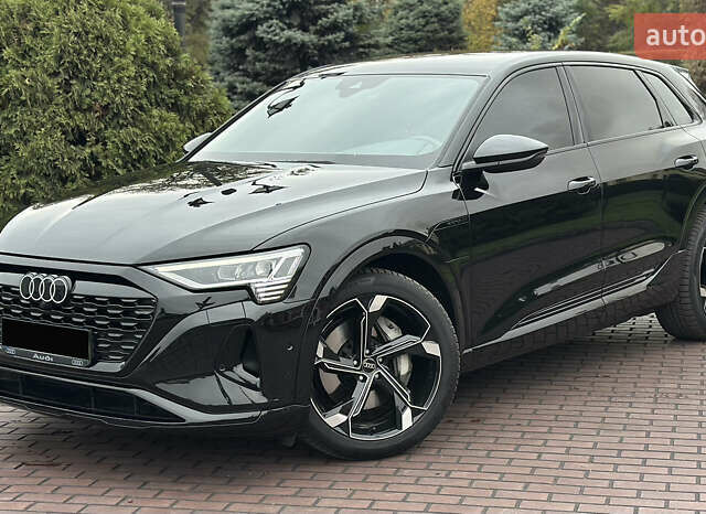 Ауді Q8 e-tron 2024 у Дніпро (Дніпропетровську) на Automoto.ua Чорний Ауді Q8 e-tron, об'ємом двигуна 0 л та пробігом 25 тис. км за 58000 $, фото 3 на Automoto.ua