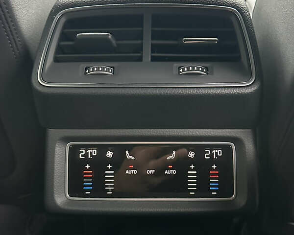 Ауді Q8 e-tron 2024 у Дніпро (Дніпропетровську) на Automoto.ua Чорний Ауді Q8 e-tron, об'ємом двигуна 0 л та пробігом 25 тис. км за 58000 $, фото 46 на Automoto.ua