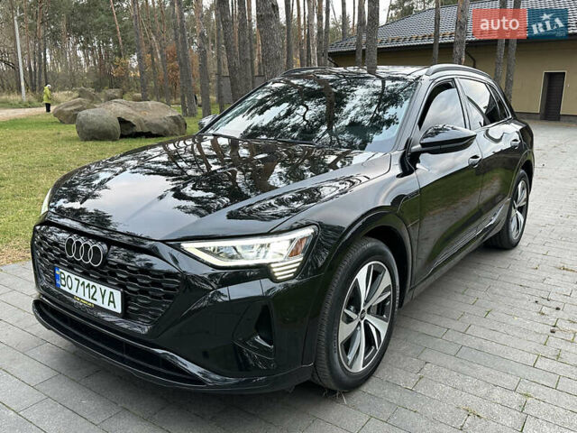 Чорний Ауді Q8 e-tron, об'ємом двигуна 0 л та пробігом 16 тис. км за 48500 $, фото 43 на Automoto.ua