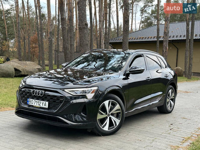 Чорний Ауді Q8 e-tron, об'ємом двигуна 0 л та пробігом 16 тис. км за 48500 $, фото 1 на Automoto.ua