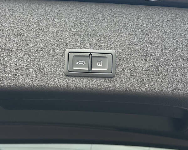 Ауді Q8 e-tron 2024 у Дніпро (Дніпропетровську) на Automoto.ua Чорний Ауді Q8 e-tron, об'ємом двигуна 0 л та пробігом 25 тис. км за 58000 $, фото 49 на Automoto.ua