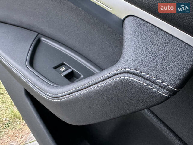 Чорний Ауді Q8 e-tron, об'ємом двигуна 0 л та пробігом 16 тис. км за 48500 $, фото 73 на Automoto.ua