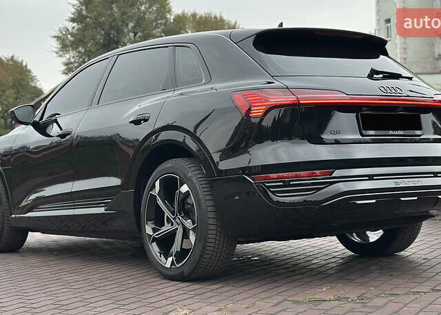 Ауді Q8 e-tron 2024 у Дніпро (Дніпропетровську) на Automoto.ua Чорний Ауді Q8 e-tron, об'ємом двигуна 0 л та пробігом 25 тис. км за 58000 $, фото 13 на Automoto.ua