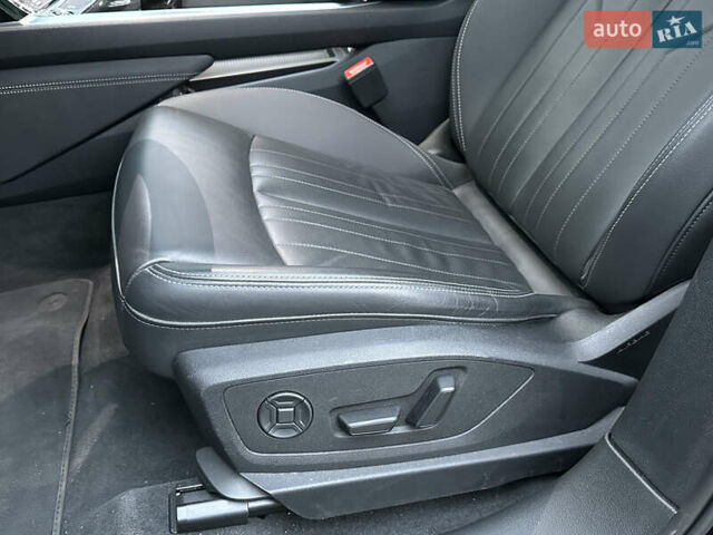 Чорний Ауді Q8 e-tron, об'ємом двигуна 0 л та пробігом 16 тис. км за 48500 $, фото 76 на Automoto.ua