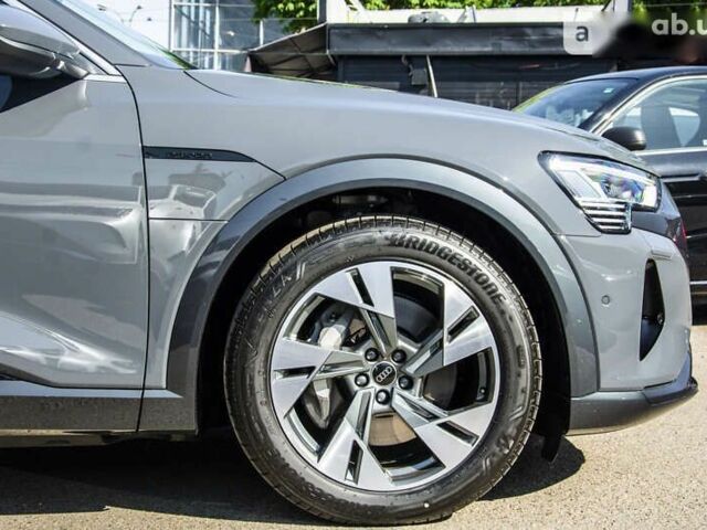 Ауди Q8 e-tron, объемом двигателя 0 л и пробегом 2 тыс. км за 89000 $, фото 20 на Automoto.ua