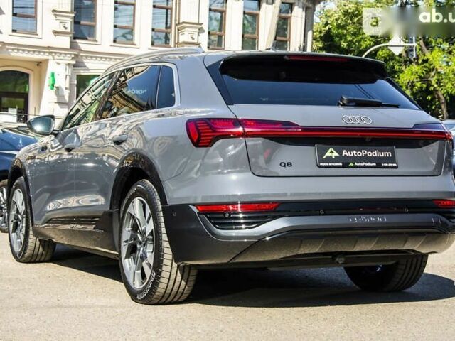 Ауди Q8 e-tron, объемом двигателя 0 л и пробегом 2 тыс. км за 89000 $, фото 24 на Automoto.ua