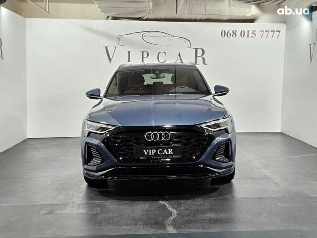 Ауди Q8 e-tron, объемом двигателя 0 л и пробегом 5 тыс. км за 48500 $, фото 2 на Automoto.ua