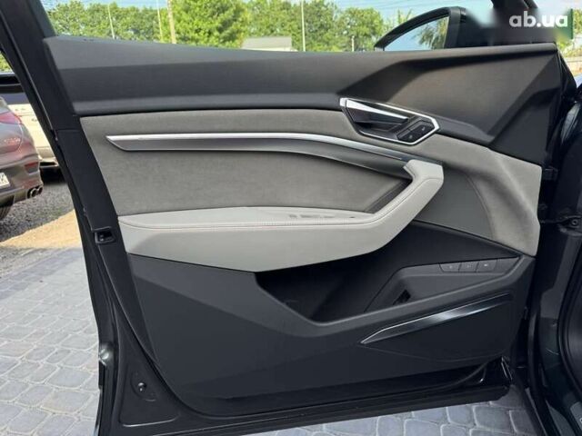 Ауди Q8 e-tron, объемом двигателя 0 л и пробегом 14 тыс. км за 57900 $, фото 23 на Automoto.ua