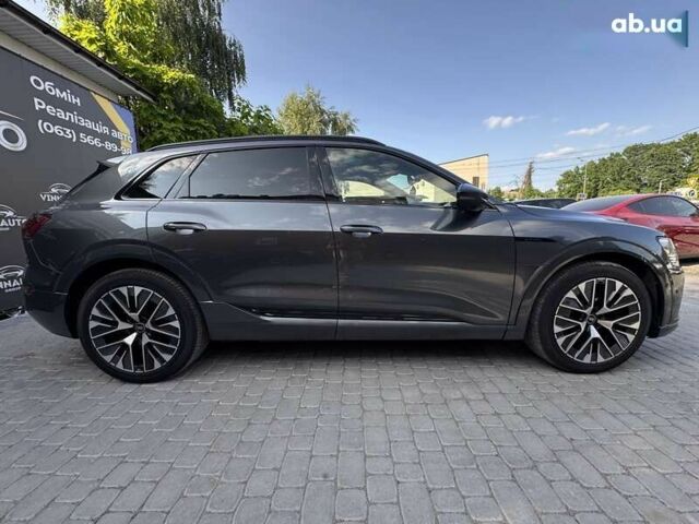 Ауди Q8 e-tron, объемом двигателя 0 л и пробегом 14 тыс. км за 57900 $, фото 13 на Automoto.ua