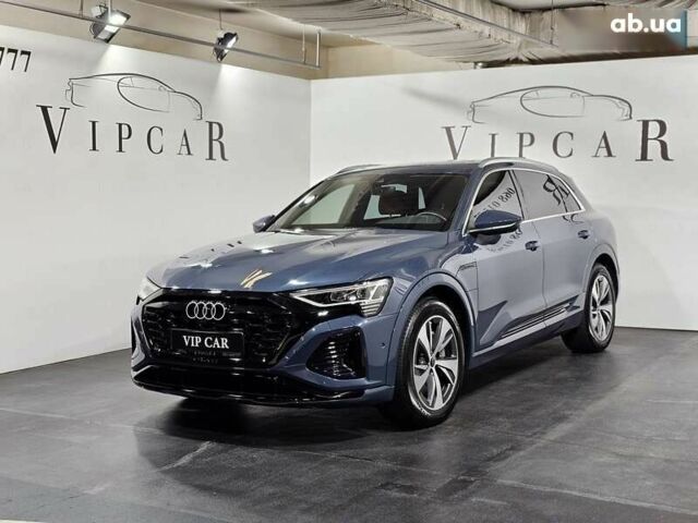 Ауди Q8 e-tron, объемом двигателя 0 л и пробегом 5 тыс. км за 48500 $, фото 3 на Automoto.ua