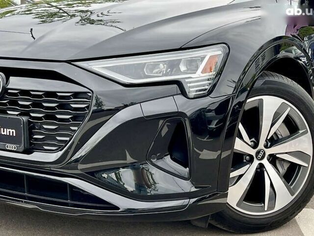 Ауди Q8 e-tron, объемом двигателя 0 л и пробегом 12 тыс. км за 56800 $, фото 6 на Automoto.ua
