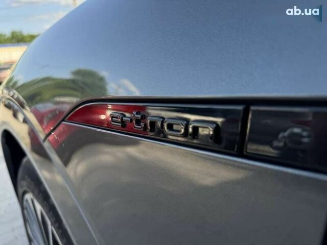 Ауди Q8 e-tron, объемом двигателя 0 л и пробегом 14 тыс. км за 57900 $, фото 22 на Automoto.ua
