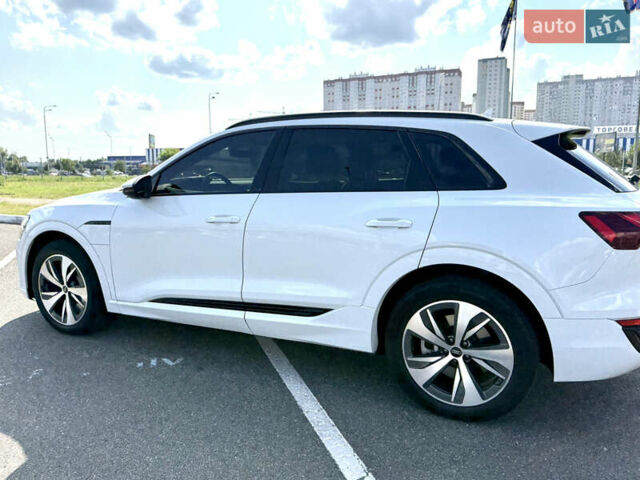 Ауди Q8 e-tron, объемом двигателя 0 л и пробегом 17 тыс. км за 57000 $, фото 2 на Automoto.ua