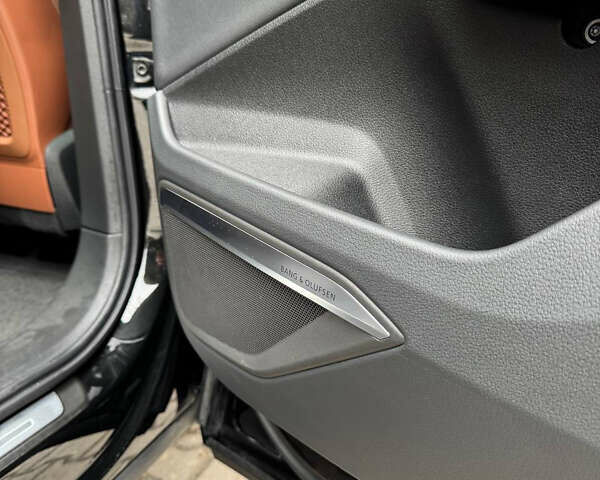 Ауді Q8 e-tron, об'ємом двигуна 0 л та пробігом 15 тис. км за 52500 $, фото 20 на Automoto.ua