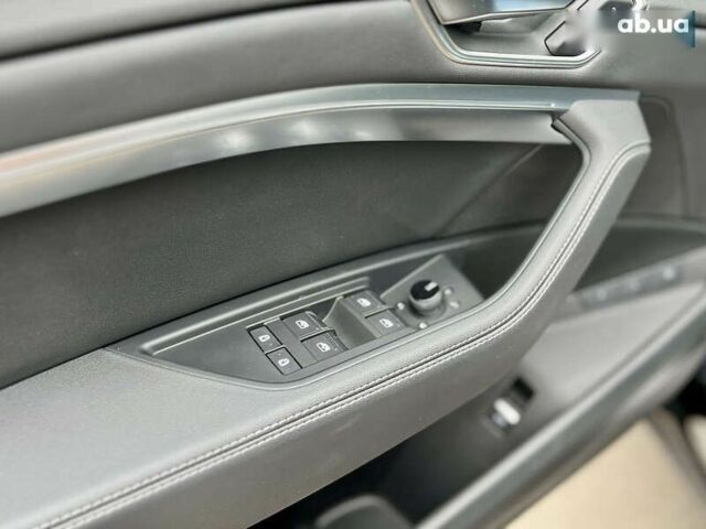 Ауди Q8 e-tron, объемом двигателя 0 л и пробегом 12 тыс. км за 56800 $, фото 23 на Automoto.ua