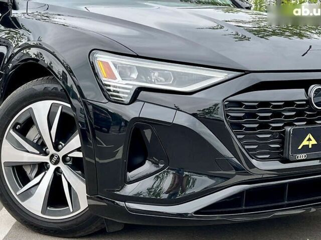 Ауди Q8 e-tron, объемом двигателя 0 л и пробегом 12 тыс. км за 56800 $, фото 3 на Automoto.ua