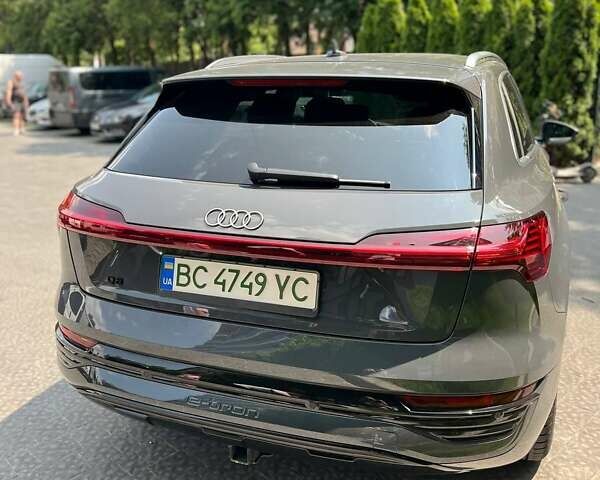 Ауди Q8 e-tron, объемом двигателя 0 л и пробегом 2 тыс. км за 53500 $, фото 6 на Automoto.ua