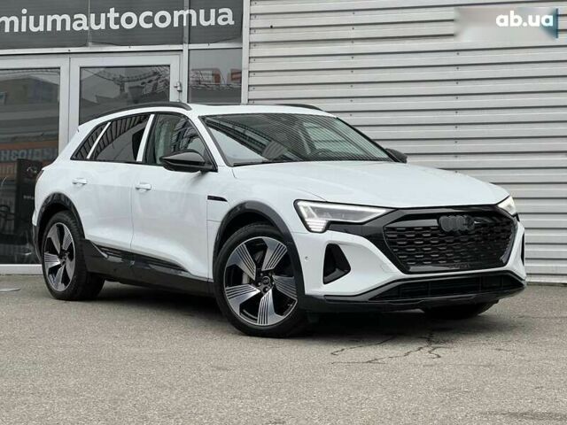Ауді Q8 e-tron, об'ємом двигуна 0 л та пробігом 1 тис. км за 63900 $, фото 2 на Automoto.ua