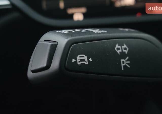 Сірий Ауді Q8 e-tron, об'ємом двигуна 0 л та пробігом 21 тис. км за 48500 $, фото 18 на Automoto.ua