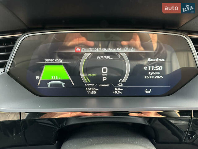 Сірий Ауді Q8 e-tron, об'ємом двигуна 0 л та пробігом 16 тис. км за 47500 $, фото 25 на Automoto.ua