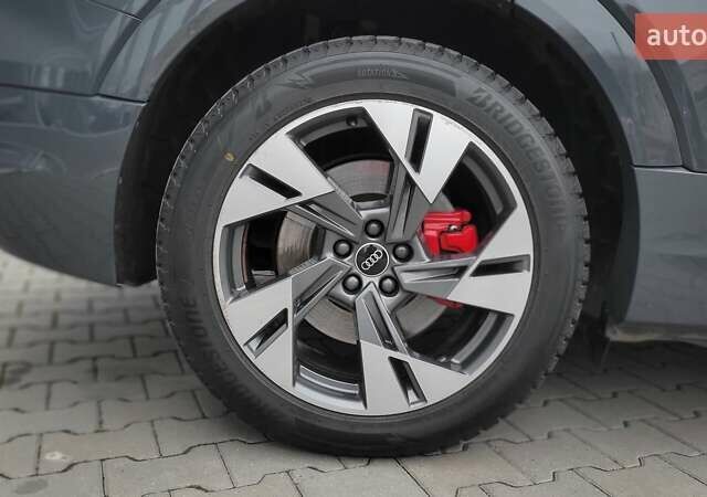 Сірий Ауді Q8 e-tron, об'ємом двигуна 0 л та пробігом 34 тис. км за 65000 $, фото 16 на Automoto.ua