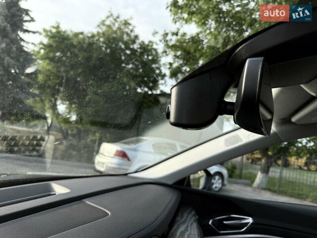 Сірий Ауді Q8 e-tron, об'ємом двигуна 0 л та пробігом 25 тис. км за 54000 $, фото 26 на Automoto.ua