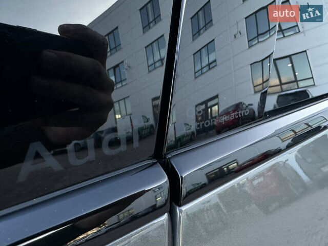 Сірий Ауді Q8 e-tron, об'ємом двигуна 0 л та пробігом 41 тис. км за 64000 $, фото 18 на Automoto.ua
