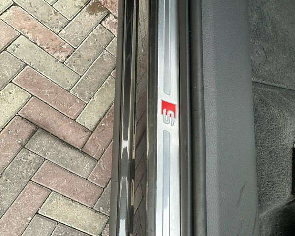 Сірий Ауді Q8 e-tron, об'ємом двигуна 0 л та пробігом 16 тис. км за 47500 $, фото 35 на Automoto.ua