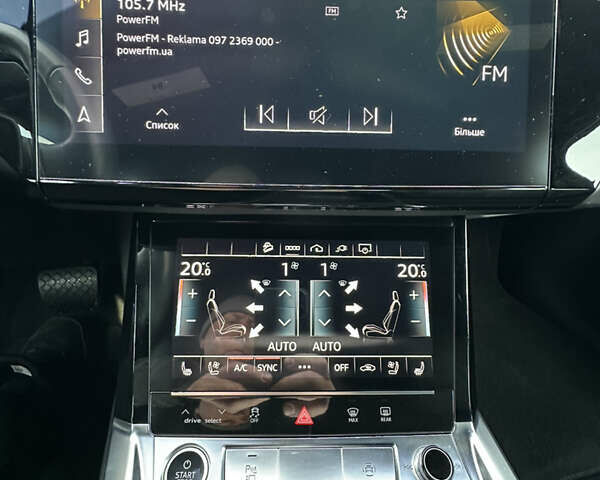 Сірий Ауді Q8 e-tron, об'ємом двигуна 0 л та пробігом 16 тис. км за 47500 $, фото 32 на Automoto.ua